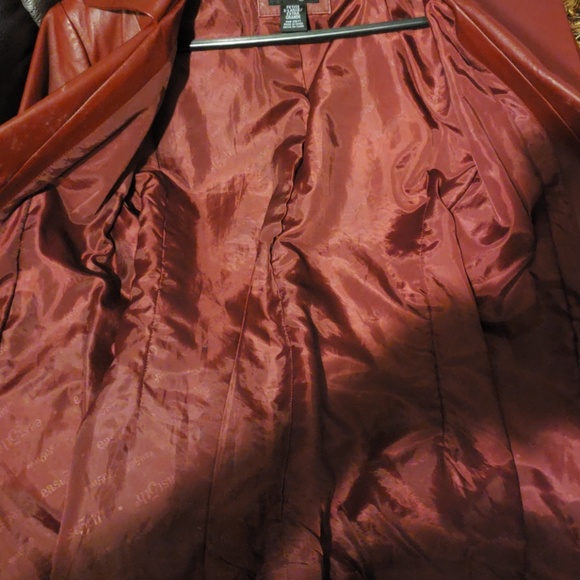 Leather coat - Picture 4 of 4